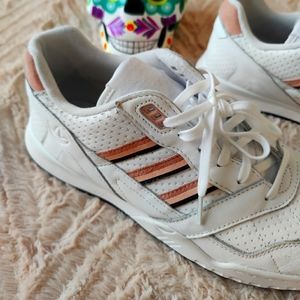 Adidas Shoes EE5398